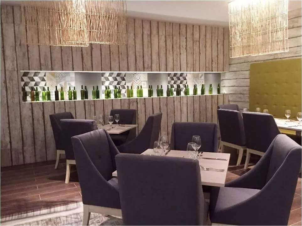 فندق Wyndham Garden Barranquilla 4*, بارانكويلا كولومبيا